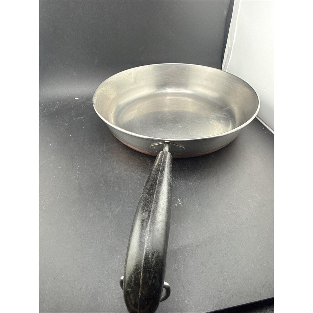 REVERE WARE 9” Skillet 1801 Copper Bottom (1989) Clinton, ILL with Lid - Picture 3 of 6